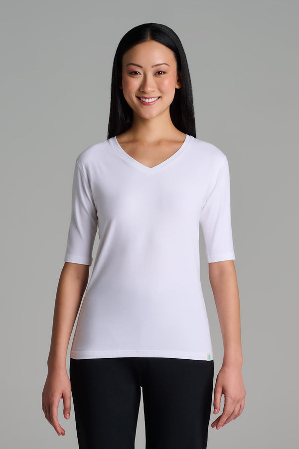 Morada | Women's Fitted V-Neck Short Sleeve T-Shirt | White